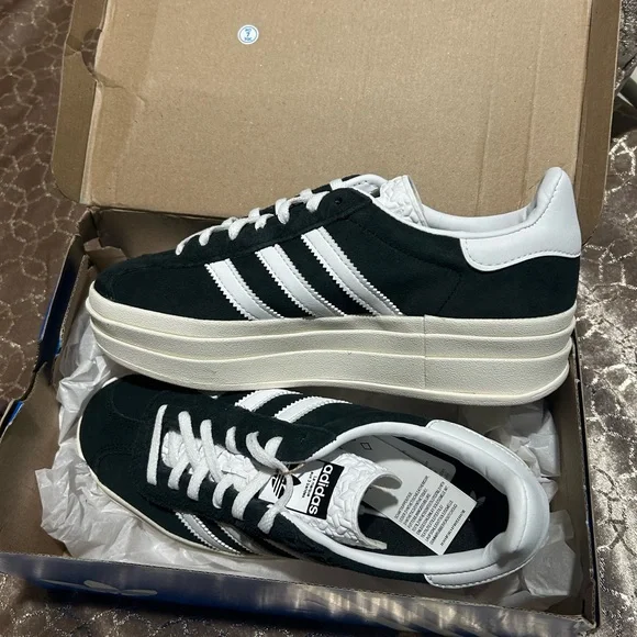 Brand new adidas gazelle Black and White Platform Sneakers 6.5 - Picture 2 of 12